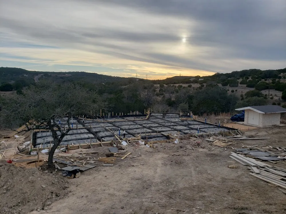 Slide of Advanced Construction and Remodeling