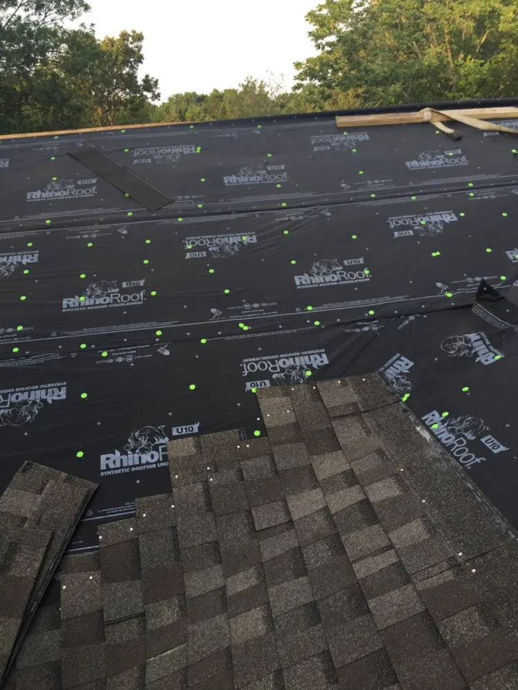 Expert shingle roofing service for homes in Goodrich, TX by Advanced Construction Concepts