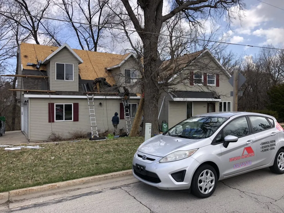 Top-rated roof inspection experts serving Greenbay, WI - Advanced Contracting