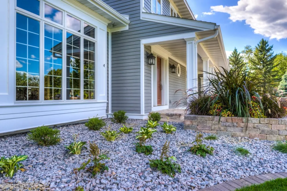 Professional shingle roofing service experts serving St Charles, MO - Advanced Exteriors