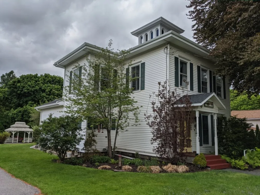 Slide of Advanced Gutter Services