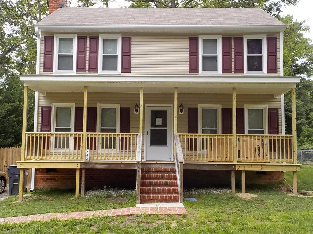 Emergency shingle roofing service in North Chesterfield, VA - Advanced Home Exteriors LLC- Roofing Services Contractor