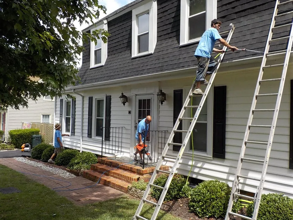Licensed roof repair in North Chesterfield, VA by Advanced Home Exteriors LLC- Roofing Services Contractor