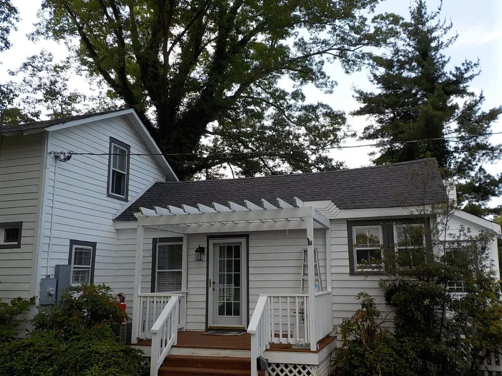 Trusted roof leak repair experts serving North Chesterfield, VA - Advanced Home Exteriors LLC- Roofing Services Contractor