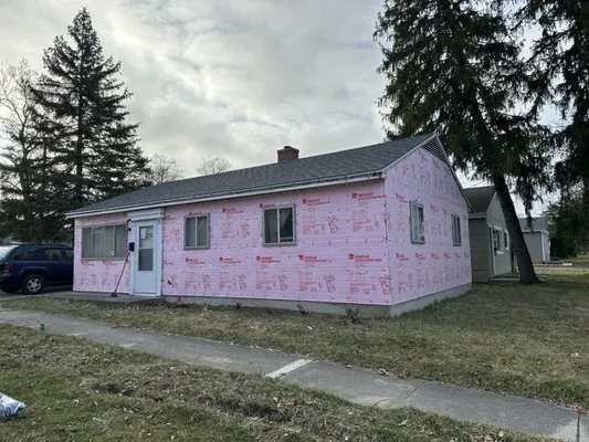 Advanced Remodeling and Repair Logo