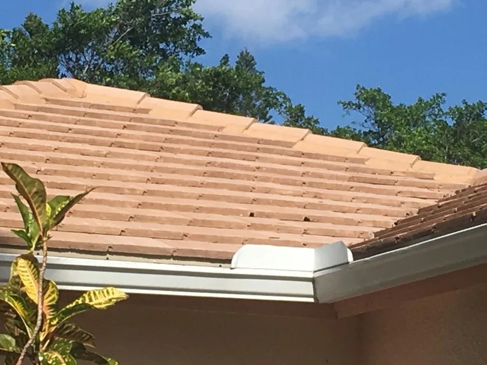 Slide of Advanced Roof Tech