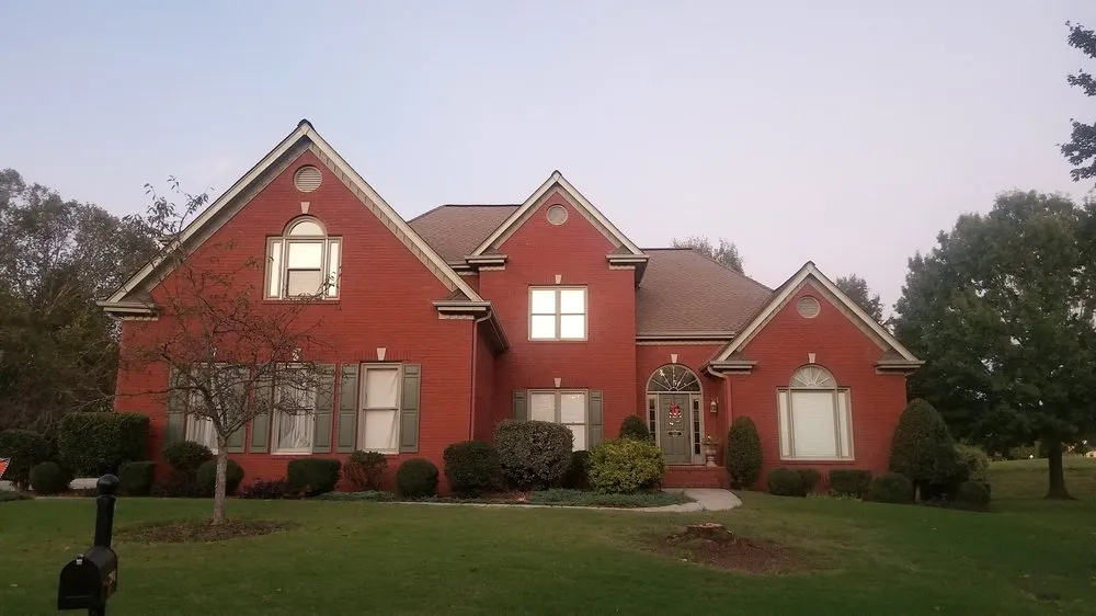 Slide of Advanced Roofing & Construction