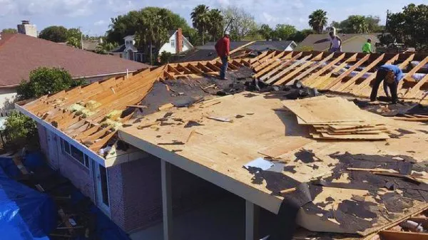 Slide of Advanced Roofing & Exteriors