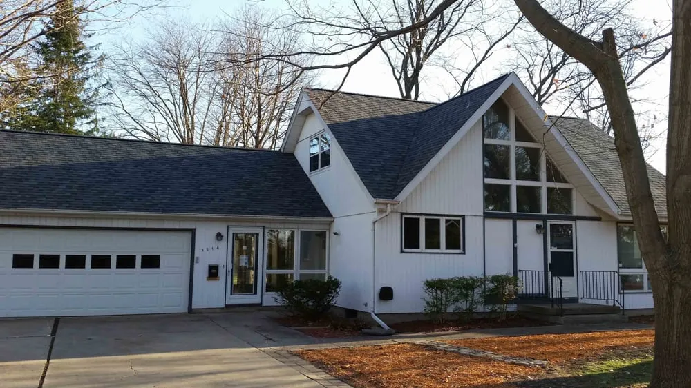 Slide of Advanced Roofing & Exteriors