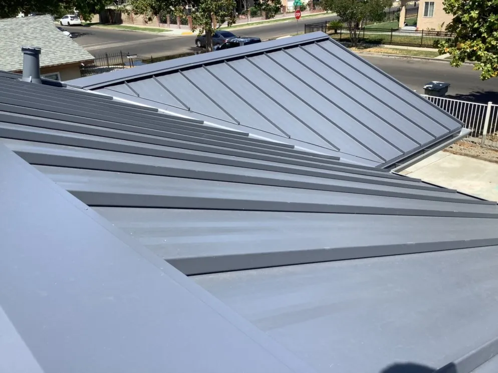 Slide of Advanced Roofing & Raingutters