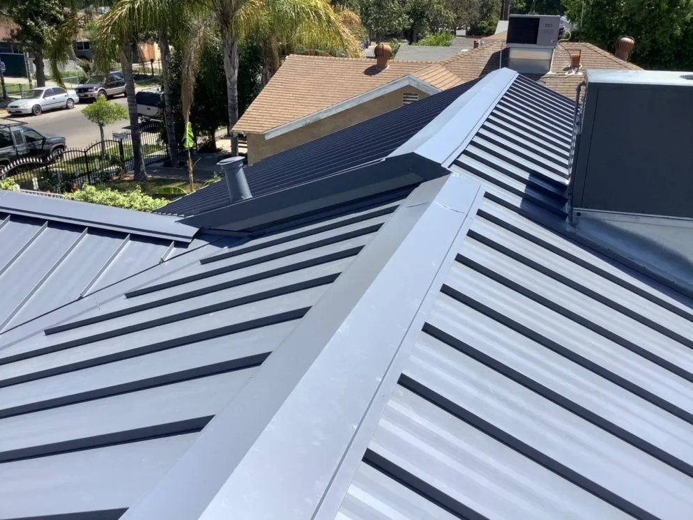 Slide of Advanced Roofing & Raingutters