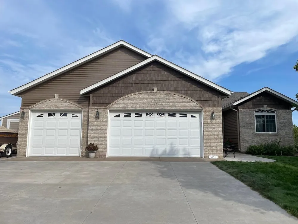 Slide of Advanced Roofing & Siding