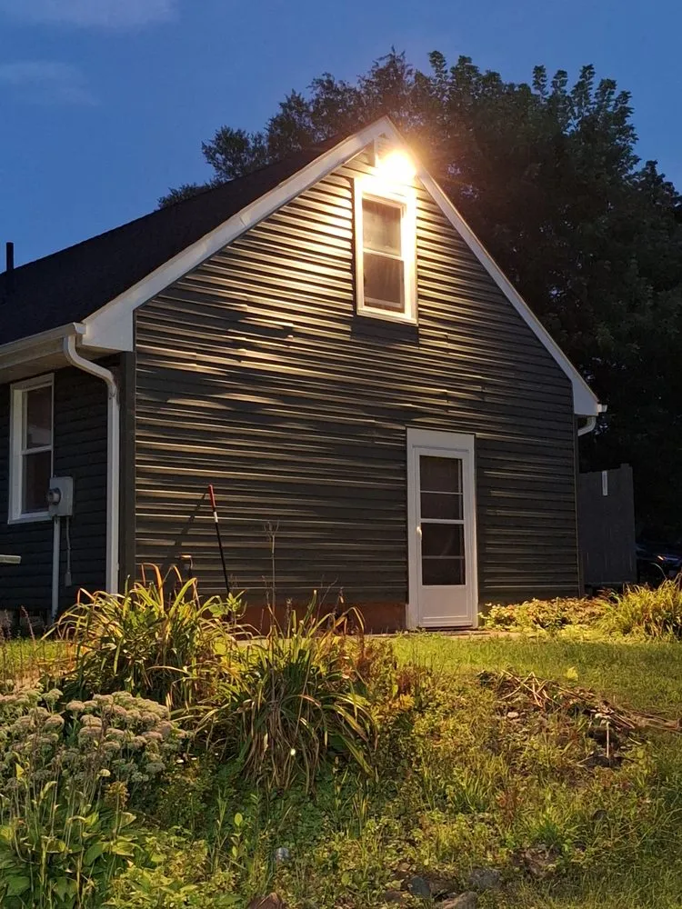 Slide of Advanced Roofing & Siding