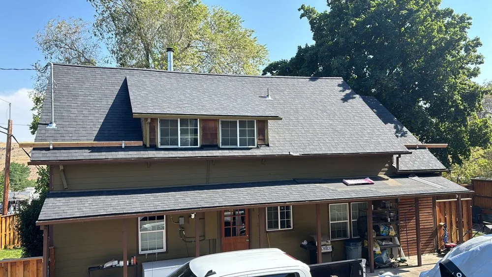 Slide of Advanced Roofing and Building Solutions