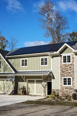 Advanced Roofing and Solar Logo