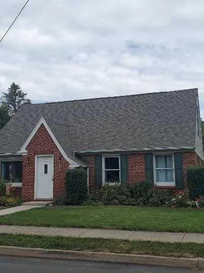 Slide of Advanced Roofing