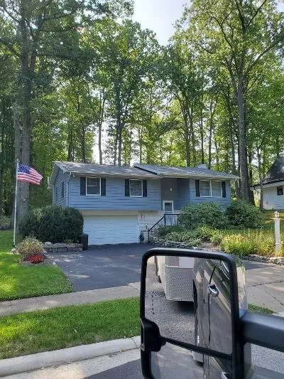 Slide of Advanced Roofing