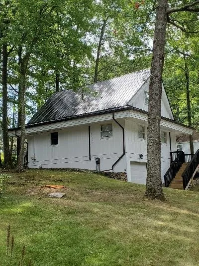 Slide of Advanced Roofing