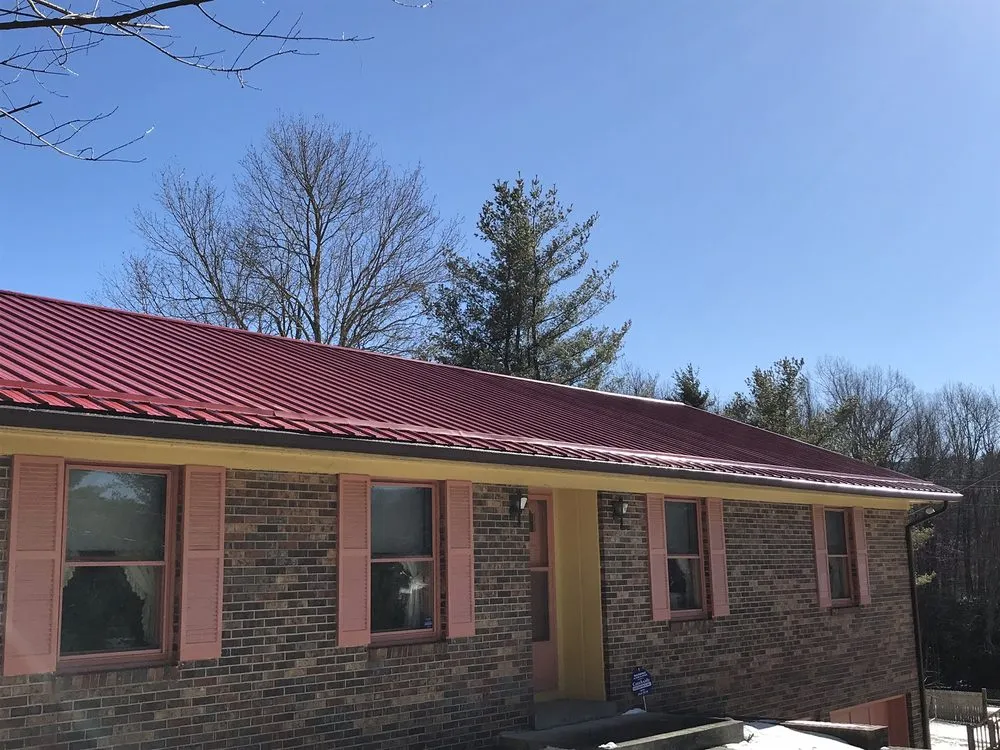 Top-rated roof leak repair in Sugar Grove, NC by Advanced Roofing Professional Services