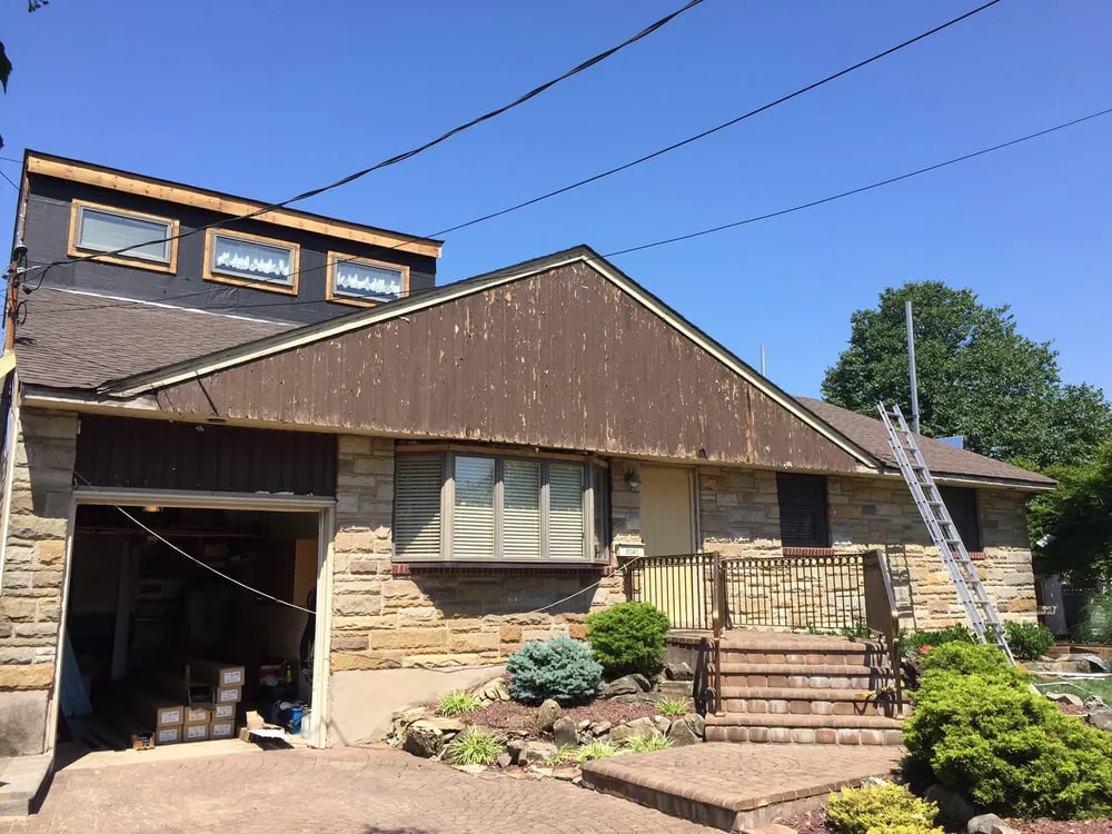 Slide of Advanced Roofing Siding and Gutters