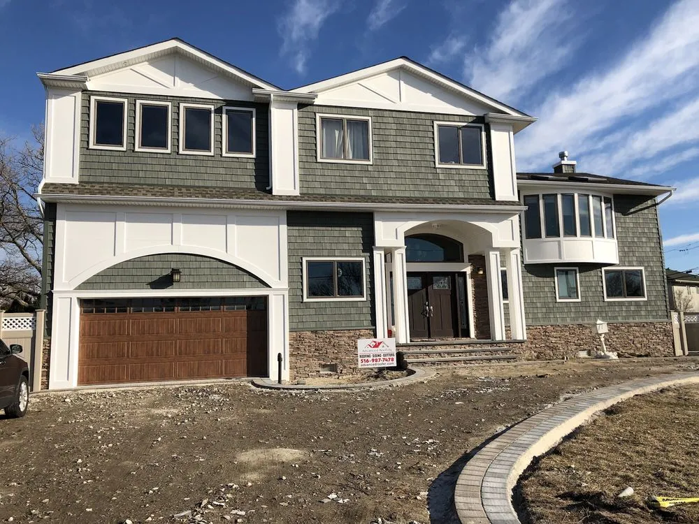 Slide of Advanced Roofing Siding and Gutters