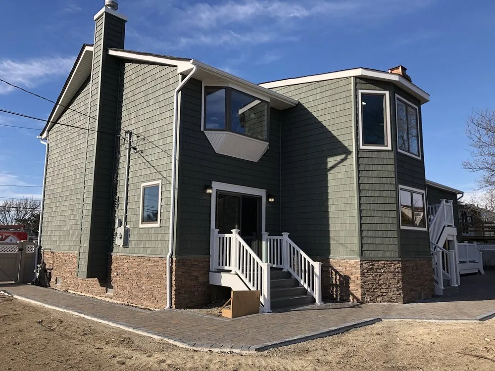 Slide of Advanced Roofing Siding and Gutters