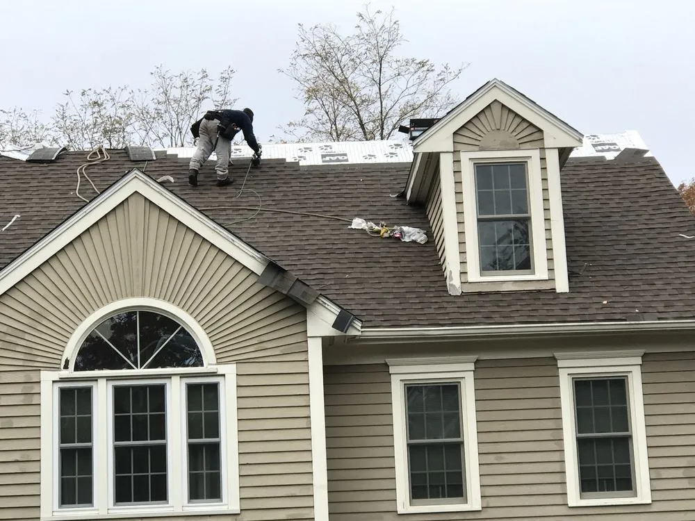 Slide of Advanced Roofing, Siding and Windows