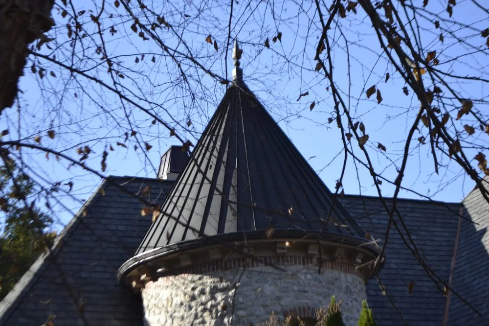 Slide of Advanced Roofing Solutions