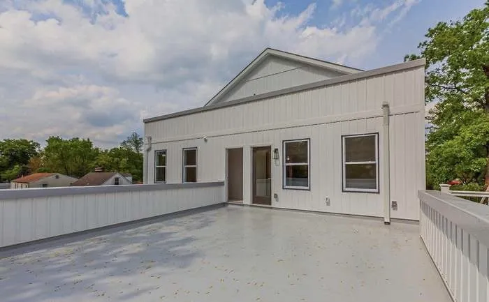 Slide of Advanced Roofing Technologies