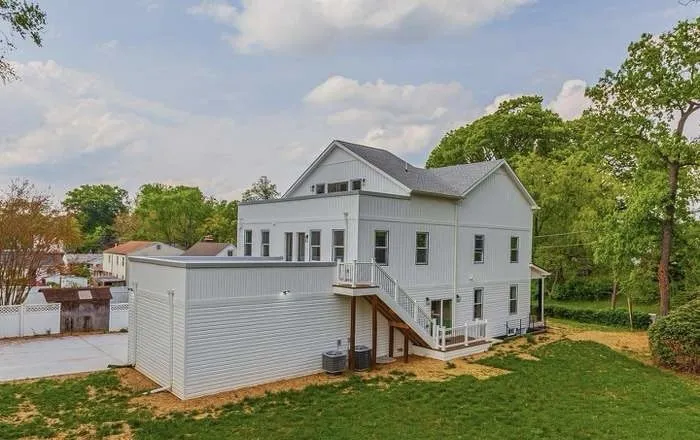 Slide of Advanced Roofing Technologies