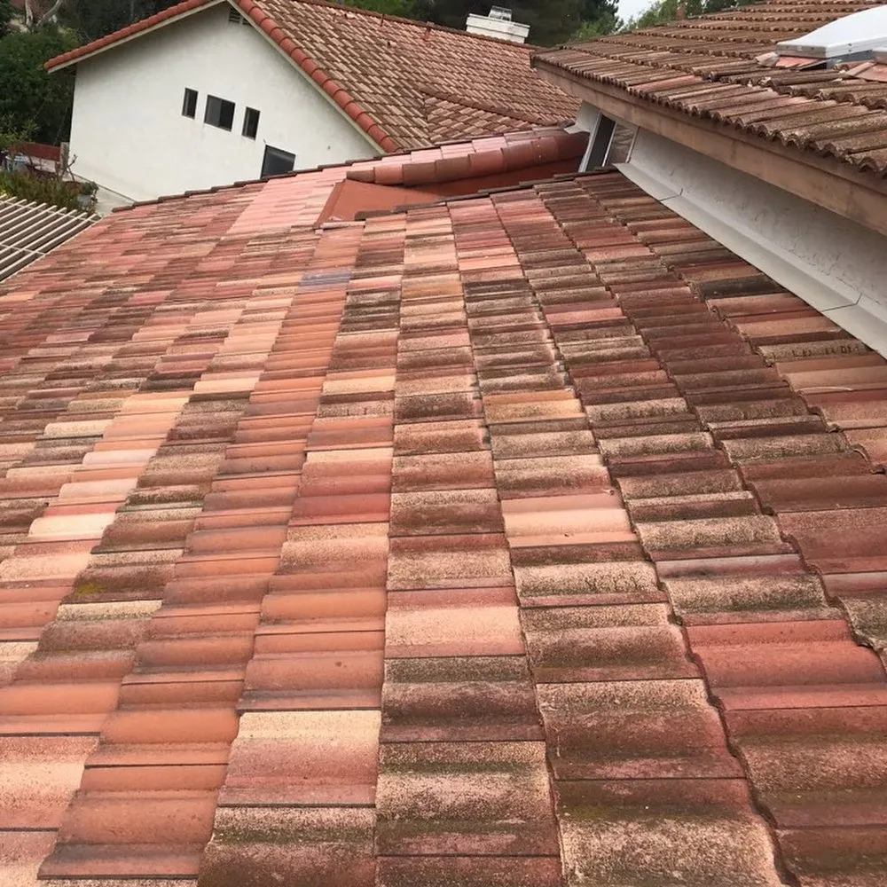 Slide of Advanced Roofleak Solutions