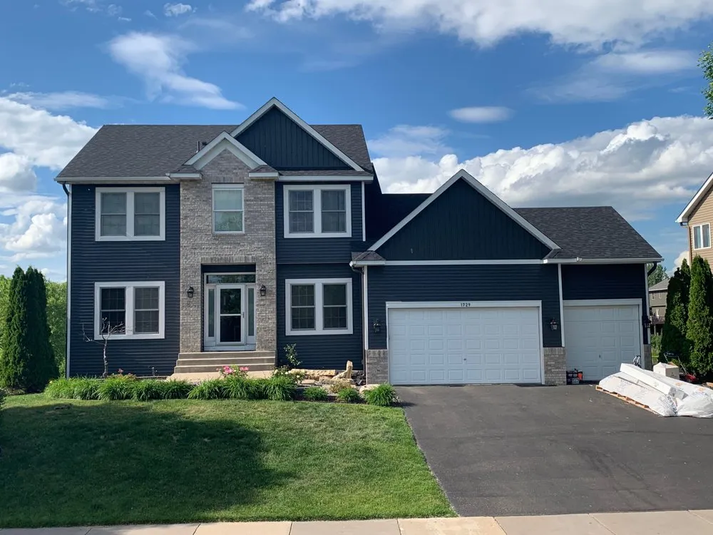 Slide of Advantage Construction