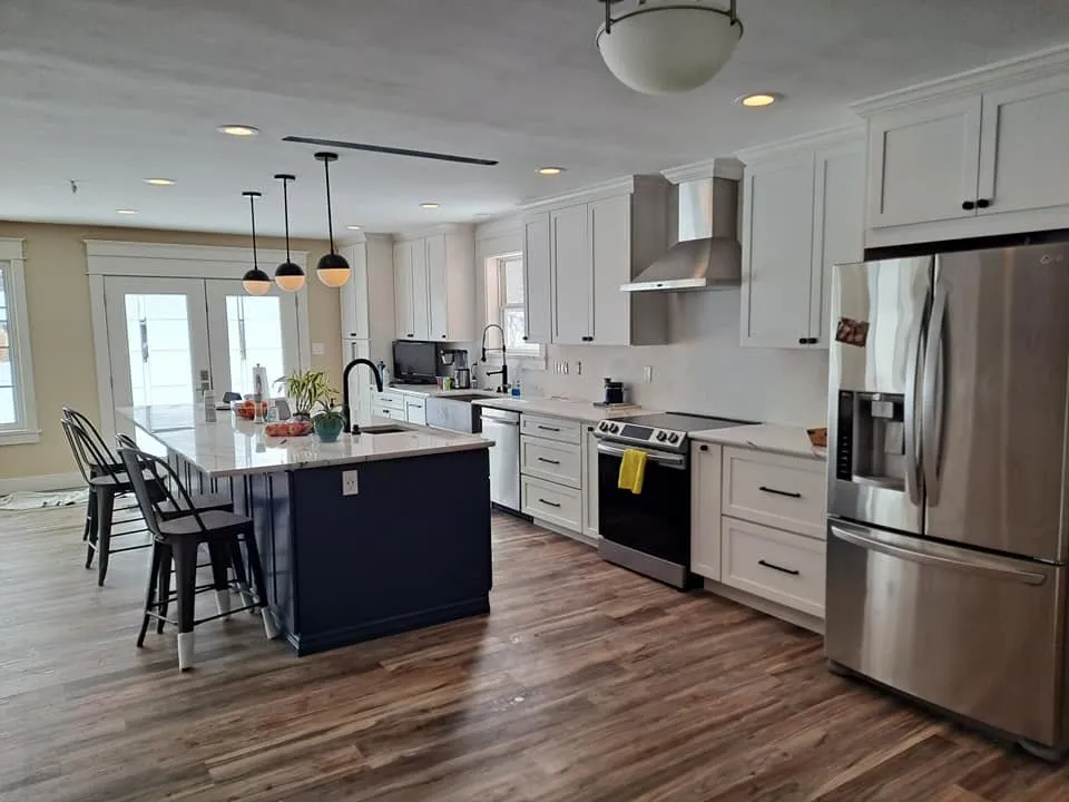 Slide of Advantage Contracting Services