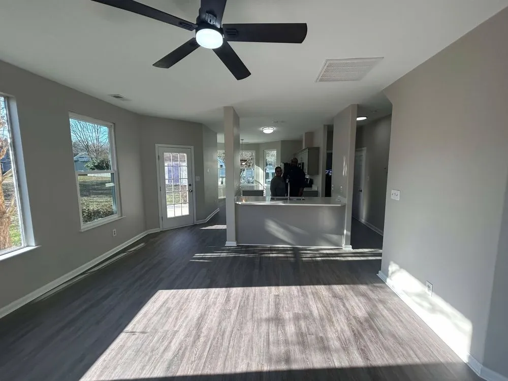 Slide of Advantage Contracting Solutions