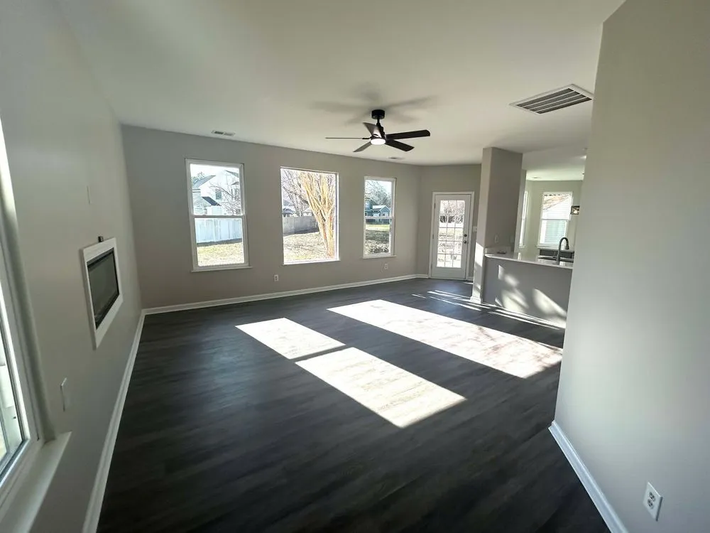 Slide of Advantage Contracting Solutions