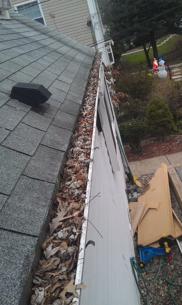 Slide of Advantage Green Solutions