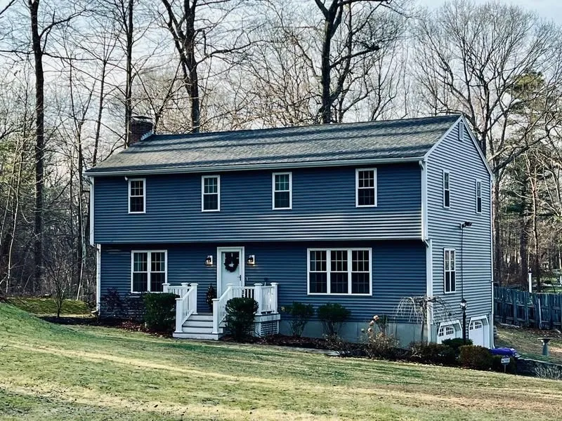 Slide of Advantage Home Exteriors