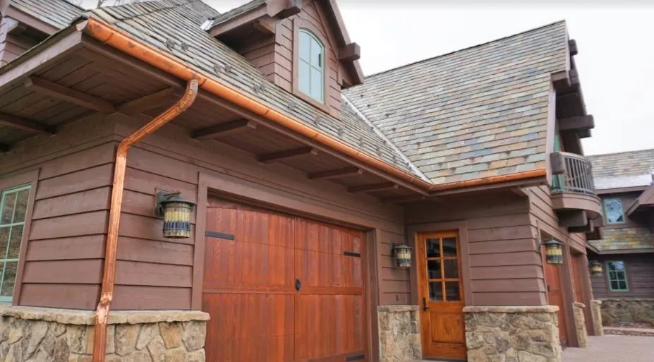 Slide of Advantage Home Pros