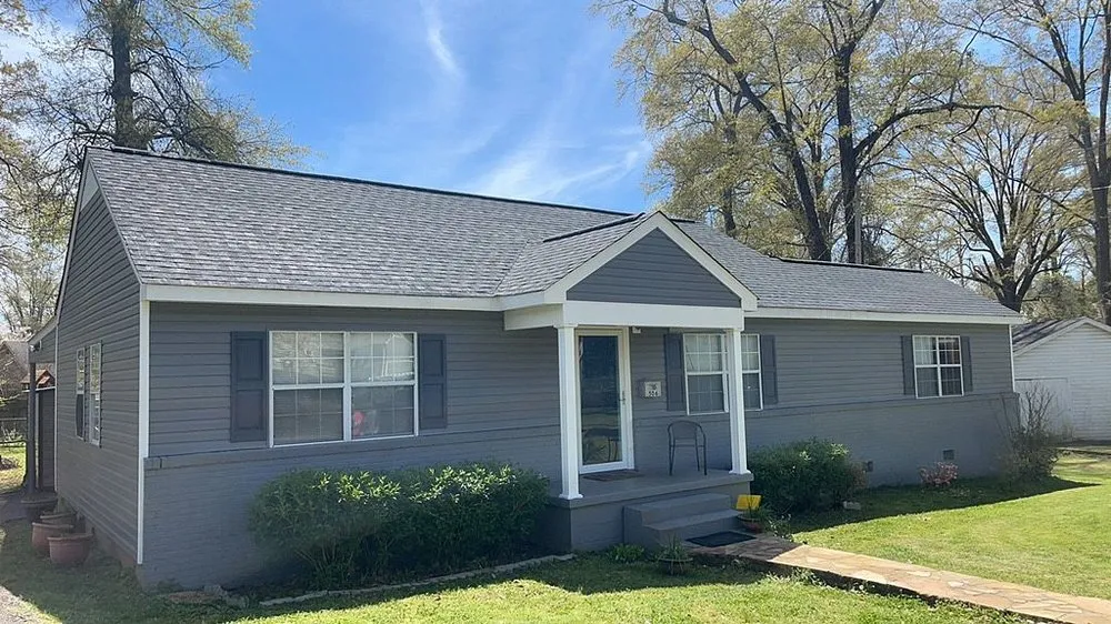 Slide of Advantage Plus Roofing