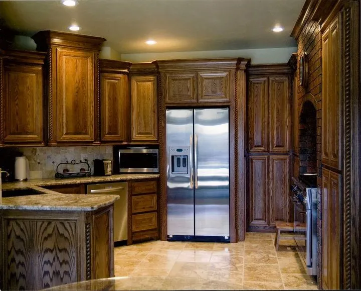 Local roof leak repair experts serving Edmund, OK - Advantage Remodel