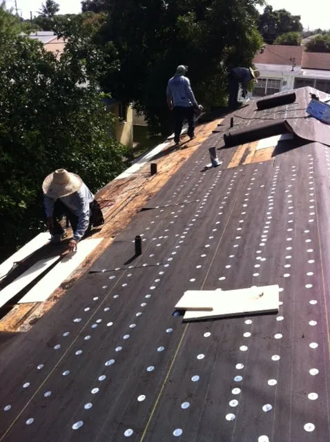 Slide of Advantage Roofing & Inspection