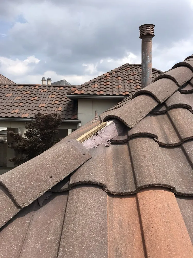 Slide of Advantage Roofing Company