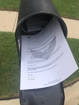 Advantage Roofing Company Logo