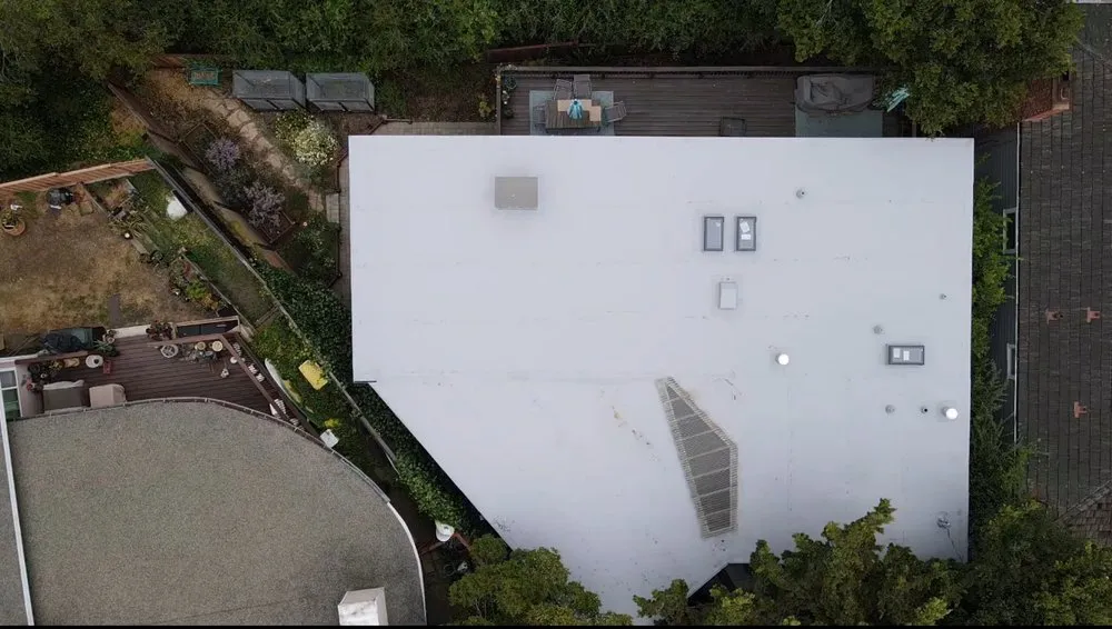 Slide of Advantage Roofing