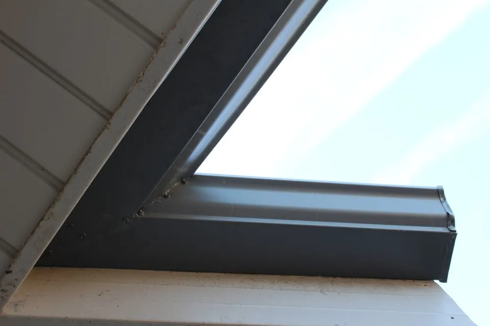 Slide of Advantage Seamless Gutters