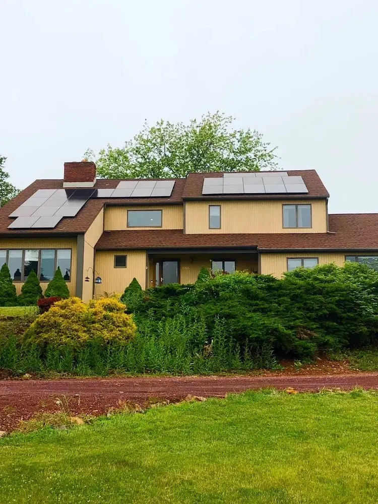 Slide of Advisor Solar