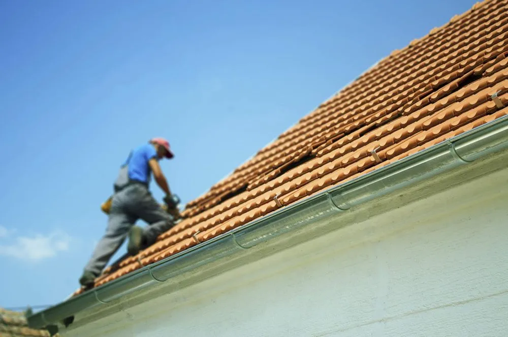 Emergency roof repair for homes in Jackson Township, NJ by AE Contractor