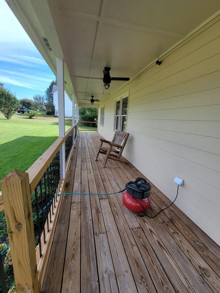 Slide of AEC King Construction