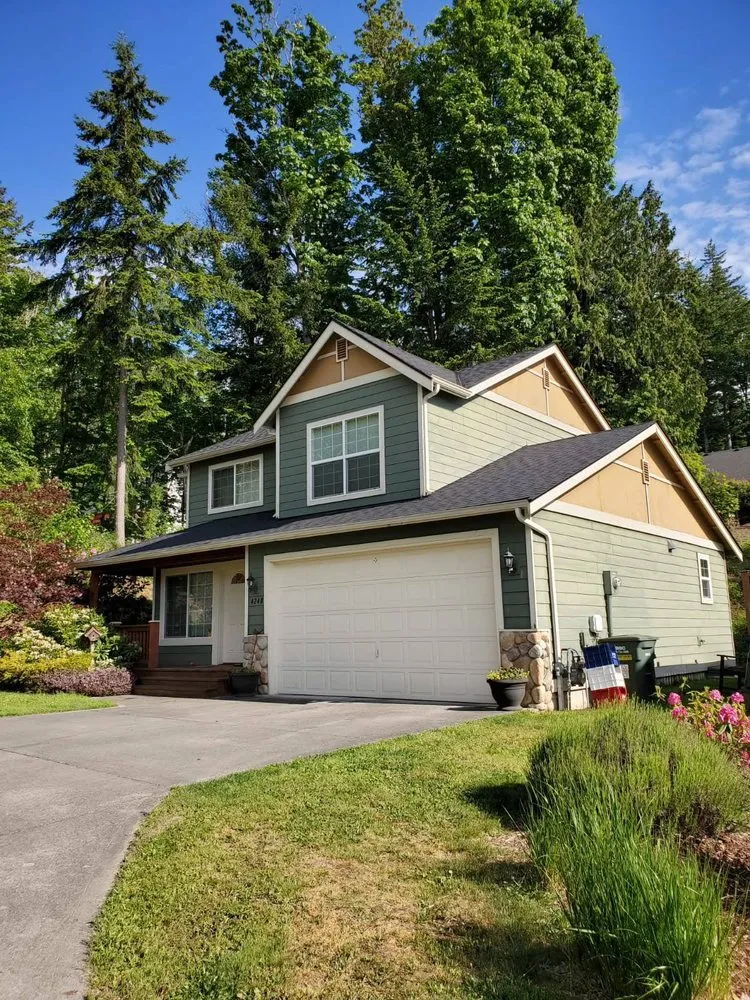 Slide of Aegis Roofing and Gutter