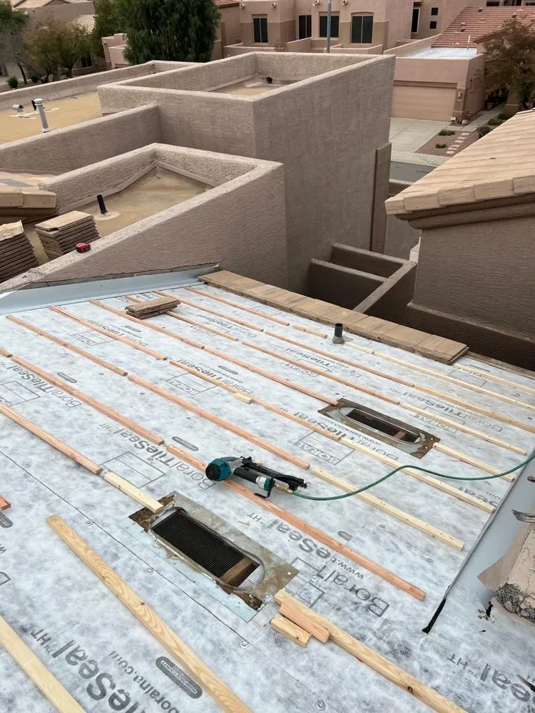 Slide of AEL Roofing Services